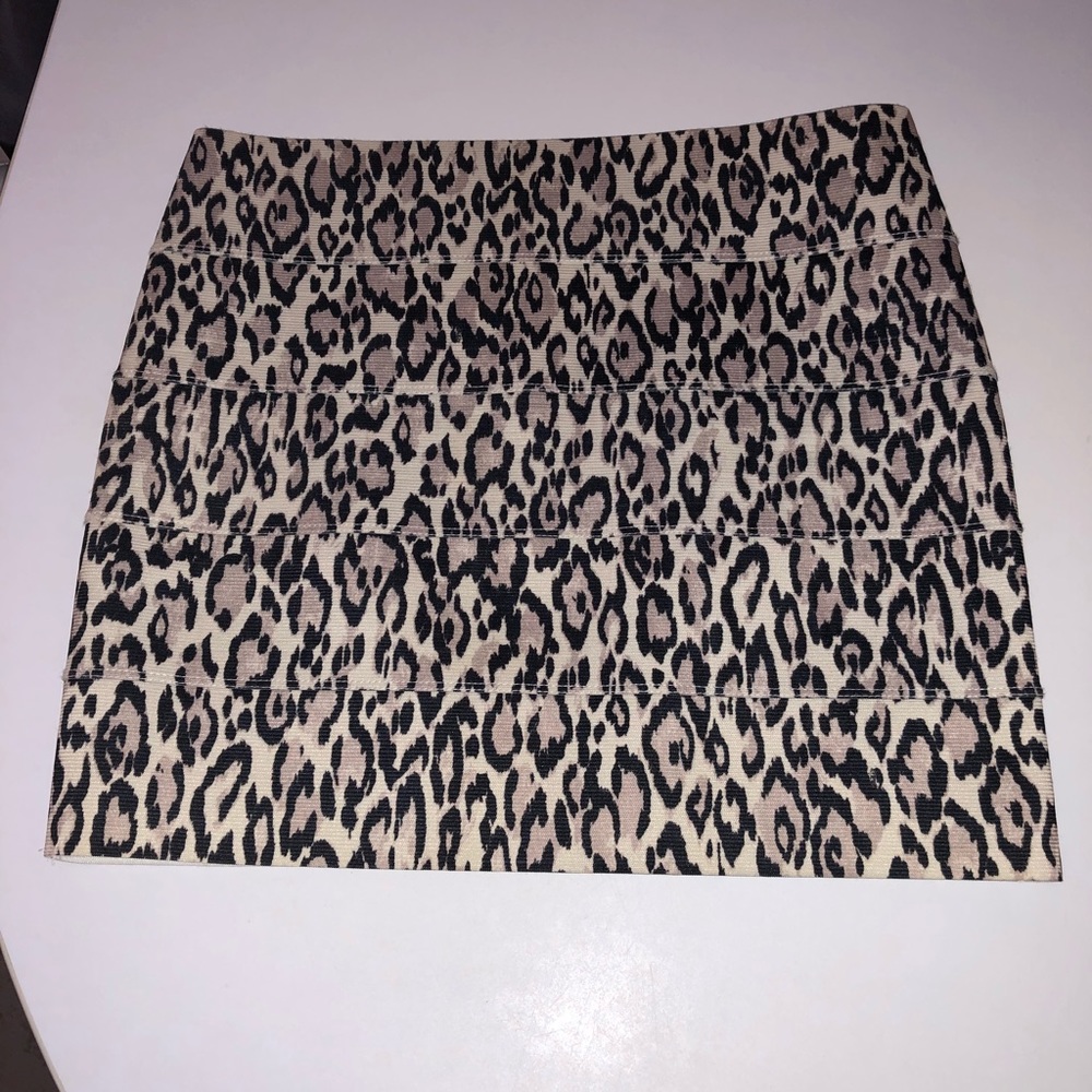 Leopard skirt